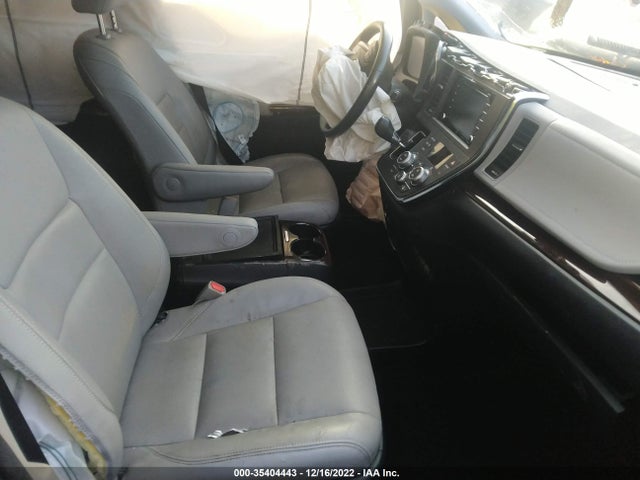 2019 Toyota Sienna, VIN: 5TDDZ3DC1KS218087