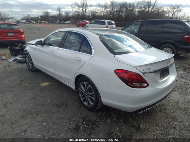 2016 Mercedes-Benz C-Class, VIN: 55SWF4KB9GU123935