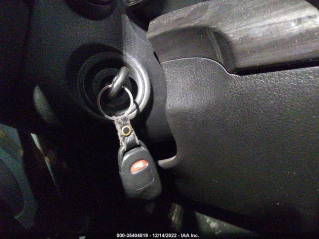 5XYKT3A14BG173428 KIA SORENTO LX