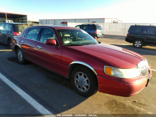 1999 1LNHM82WXXY618909 main image
