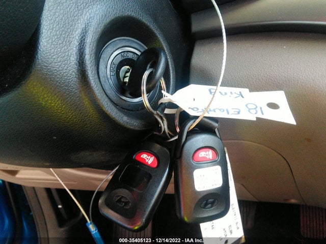 Hyundai Elantra 2018 5NPD84LF3JH362748 Image 3