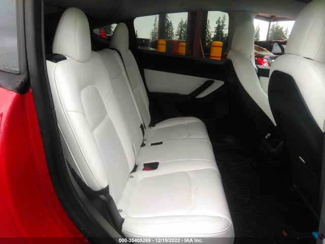 2020 Tesla Model Y, VIN: 5YJYGDEF7LF037698