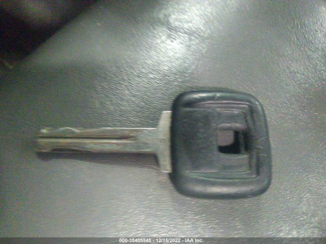 YV1LS5724V1385456 Volvo 850