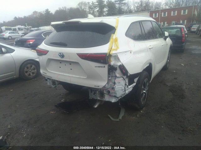 2021 Toyota Highlander, VIN: 5TDHBRCH9MS528206