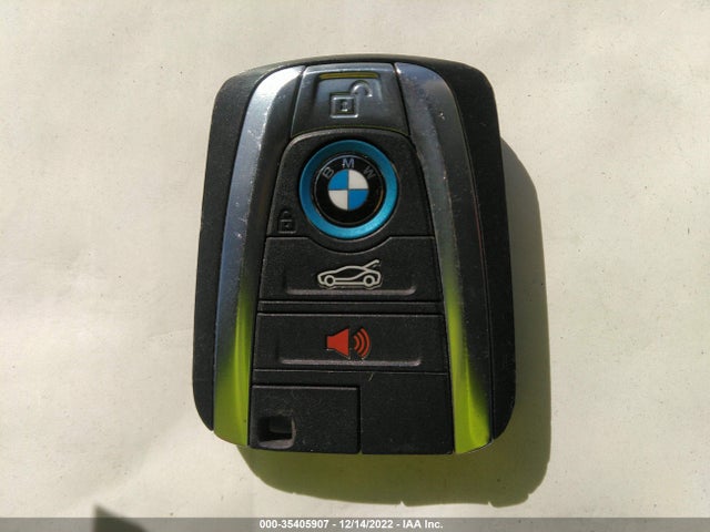 2016 BMW i8, VIN: WBY2Z2C5XGV675562