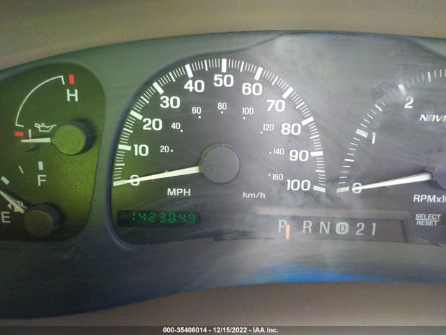 Lincoln Navigator 2000 5LMEU27A8YLJ26629 Image 8