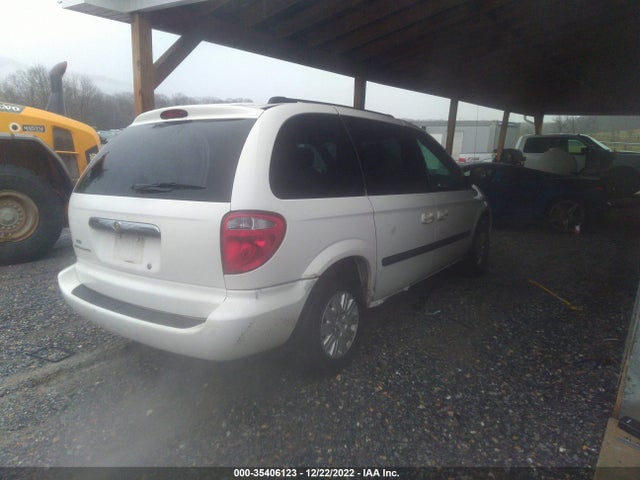 1C4GP45R15B430690 Chrysler Town & Country