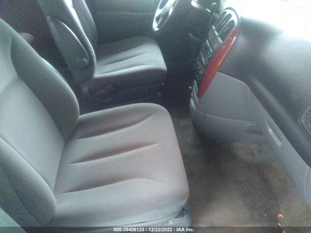 1C4GP45R15B430690 Chrysler Town & Country