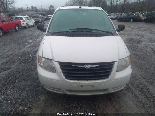 1C4GP45R15B430690 Chrysler Town & Country