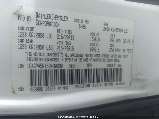 1C4GP45R15B430690 Chrysler Town & Country