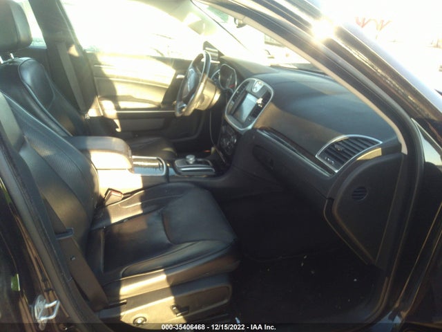 2018 Chrysler 300, VIN: 2C3CCAKG5JH165323