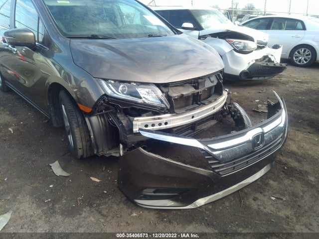 2018 Honda Odyssey, VIN: 5FNRL6H70JB109452