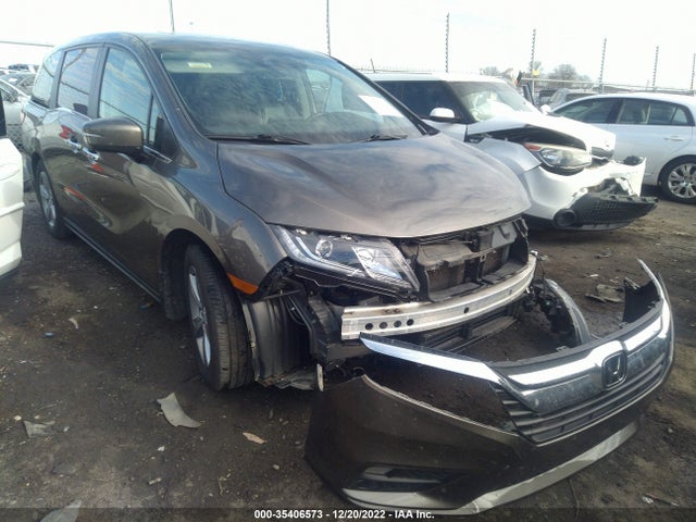 2018 Honda Odyssey, VIN: 5FNRL6H70JB109452