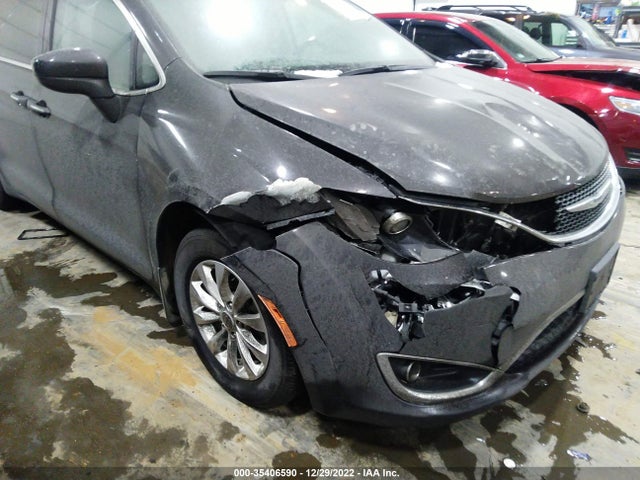 Chrysler Pacifica Touring Plus 2018 2C4RC1FG8JR101836 Image 6
