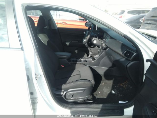 KNAGT4L33J5205879 KIA Optima Lx