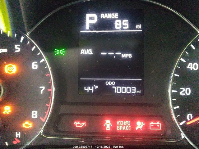 2017 KIA FORTE5 LX VIN: KNAFK5A85H5701635