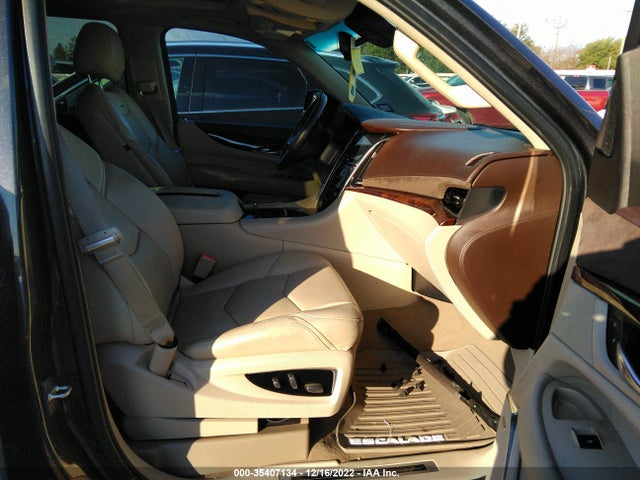 2016 Cadillac Escalade, VIN: 1GYS3BKJ8GR482119