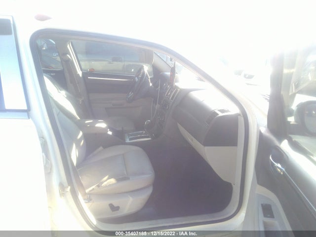 2006 CHRYSLER 300 TOURING VIN: 2C3KA53G56H440025