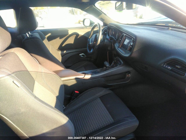Dodge Challenger Sxt 2018 2C3CDZAG5JH334687 Image 5