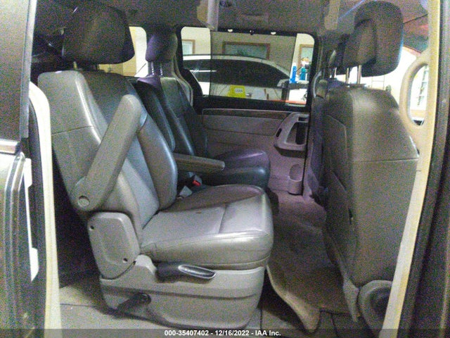 2010 VOLKSWAGEN ROUTAN SE VIN: 2V4RW3D17AR295959