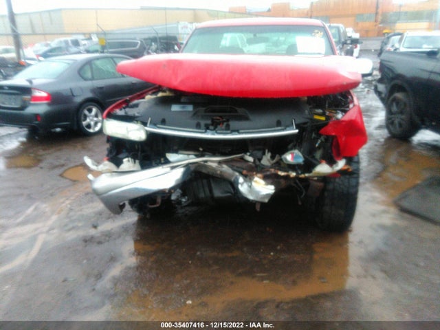 2002 CHEVROLET SILVERADO 1500 LS VIN: 2GCEK19T321401603