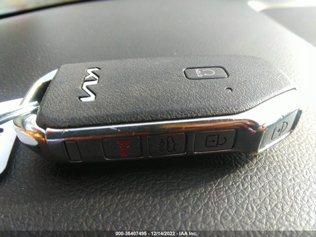 2022 Kia K5, VIN: 5XXG64J28NG099029