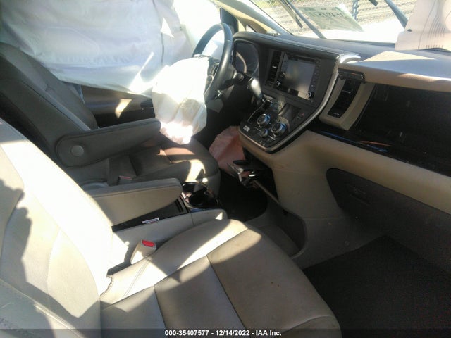 2020 Toyota Sienna, VIN: 5TDYZ3DC2LS053072