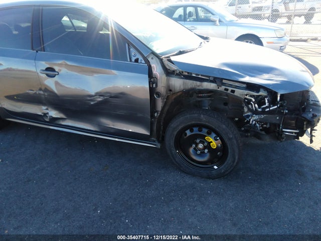 2018 Volkswagen Jetta, VIN: 3VWD17AJ0JM229398