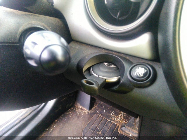 Mini COOPER HARDTOP 2010 WMWMF3C59ATZ24149 Image 3