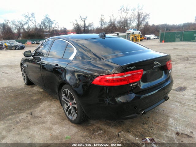 SAJAJ4BV9HA954979 Jaguar Xe 35t Premium