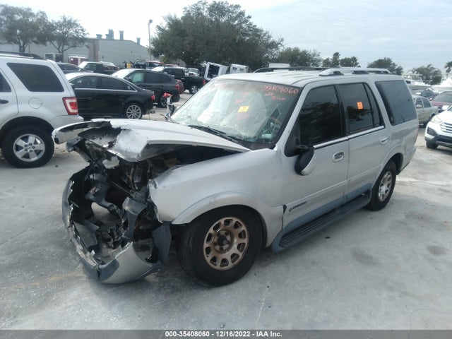 Lincoln Navigator 1998 5LMRU27L3WLJ58033 Image 2