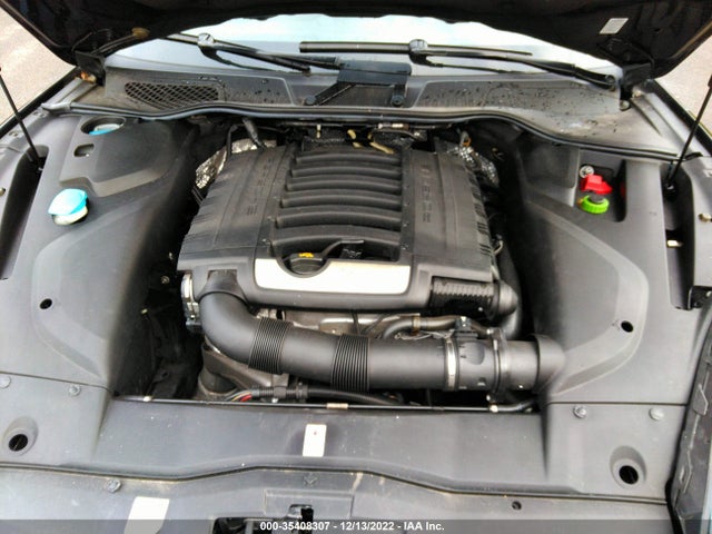 2016 Porsche Cayenne, VIN: WP1AA2A28GKA13072