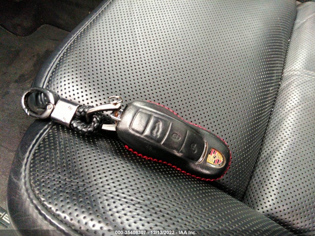 2016 Porsche Cayenne, VIN: WP1AA2A28GKA13072