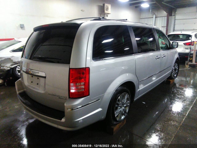 2A4RR6DX5AR240265 Chrysler Town & Country Limited