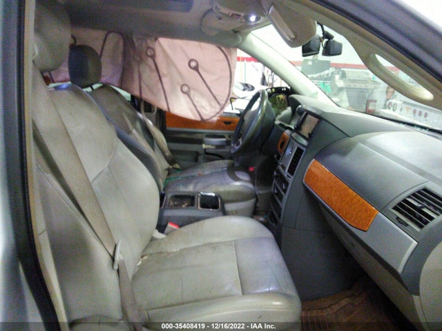 2A4RR6DX5AR240265 Chrysler Town & Country Limited