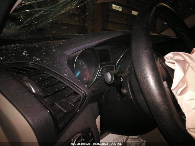 1FMCU9J95HUA64005 Ford Escape Titanium