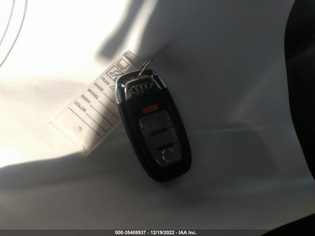 2015 Audi A4, VIN: WAUFFAFL3FN022034