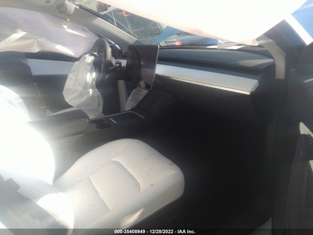 Tesla Model Y Performance 2022 7SAYGDEF9NF438286 Image 5