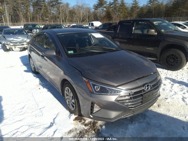 2019 5NPD74LF3KH423827 main image