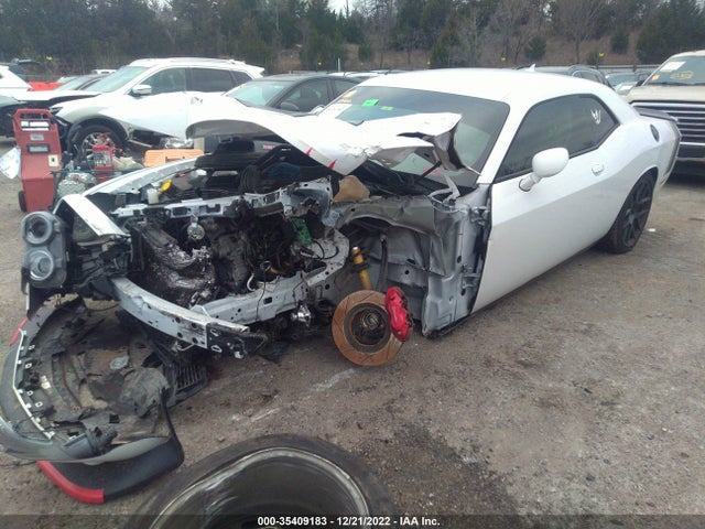 Dodge Challenger 392 Hemi Scat Pack Shaker 2018 2C3CDZFJXJH118810 Image 2