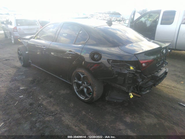 ZARFANBN7L7631374 Alfa Romeo Giulia Ti Sport