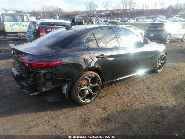 ZARFANBN7L7631374 Alfa Romeo Giulia Ti Sport