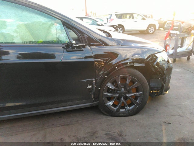 2021 Tesla Model X, VIN: 5YJXCBE52MF326539