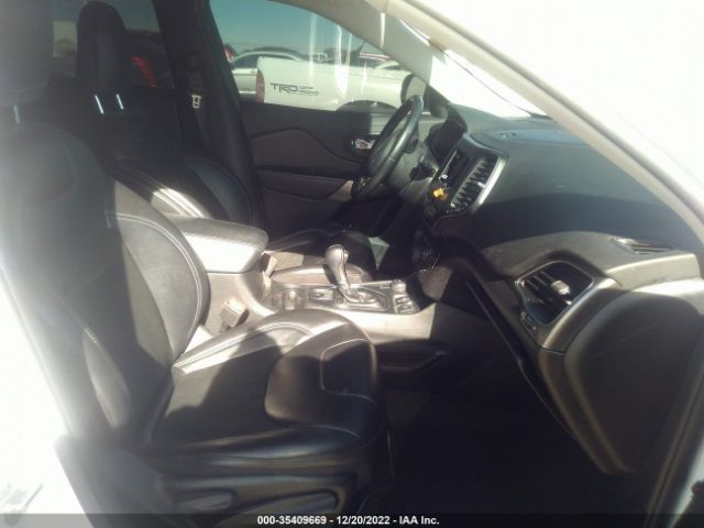 1C4PJMLB6KD472103 Jeep Cherokee Latitude Plus