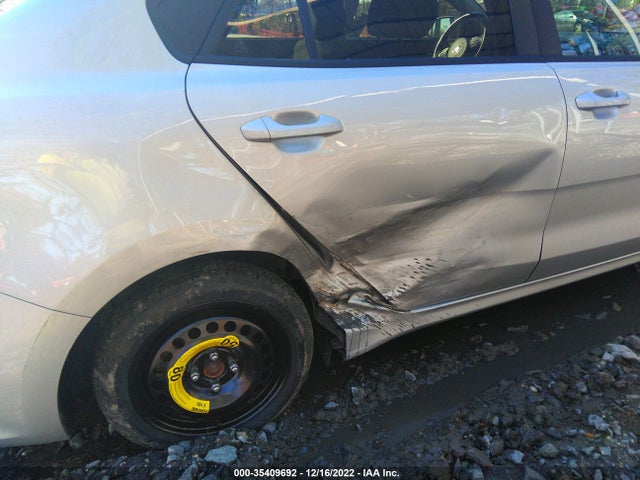 2018 Kia Rio, VIN: 3KPA34AB6JE079136