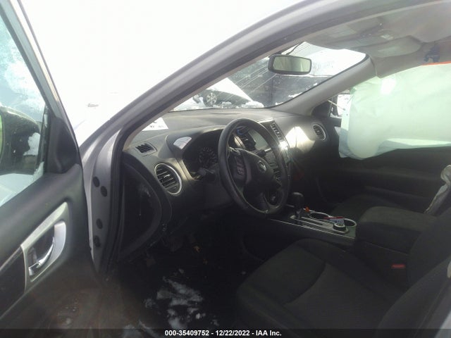 2017 Nissan Pathfinder, VIN: 5N1DR2MM2HC624582