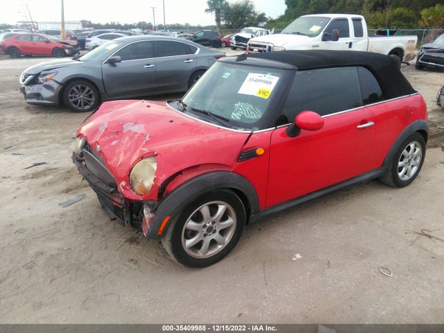 Mini COOPER CONVERTIBLE 2010 WMWMR3C53ATZ19228 Image 2