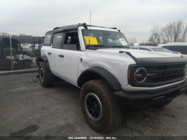 2022 Ford Bronco, VIN: 1FMEE5DP6NLB78136