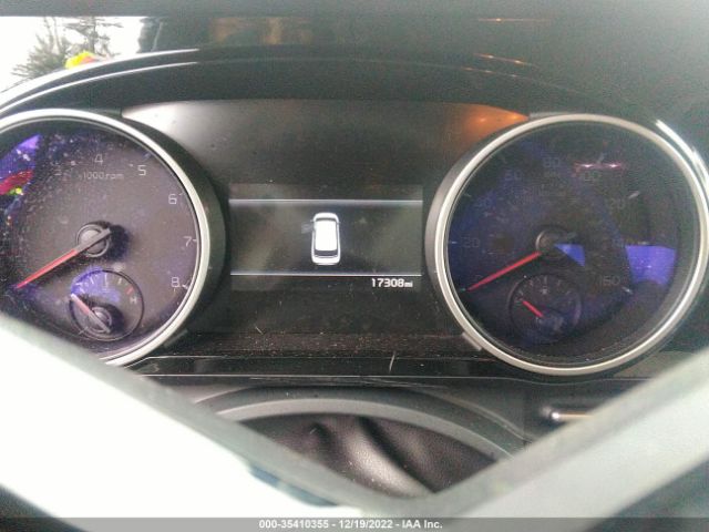 KNDNC5H32N6181504 KIA Carnival Ex