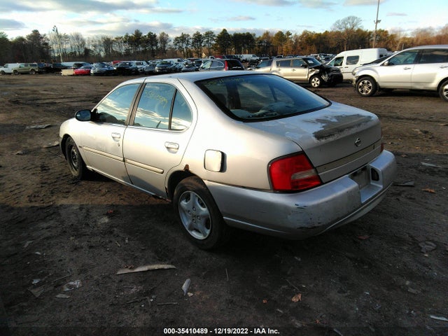 2001 NISSAN ALTIMA GXE VIN: 1N4DL01D01C200134